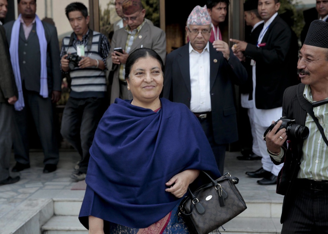 Nepal, il nuovo presidente è donna e comunista Nepal, il nuovo presidente è donna e comunista
