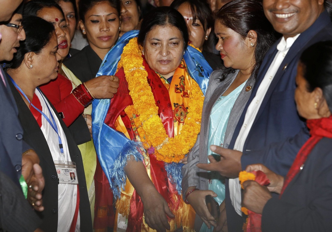 Nepal, il nuovo presidente è donna e comunista Nepal, il nuovo presidente è donna e comunista