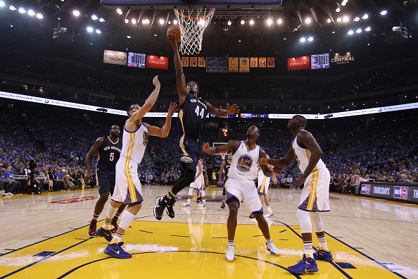 E’ ricominciata l’Nba: immagini e risultati della prima notte di partite