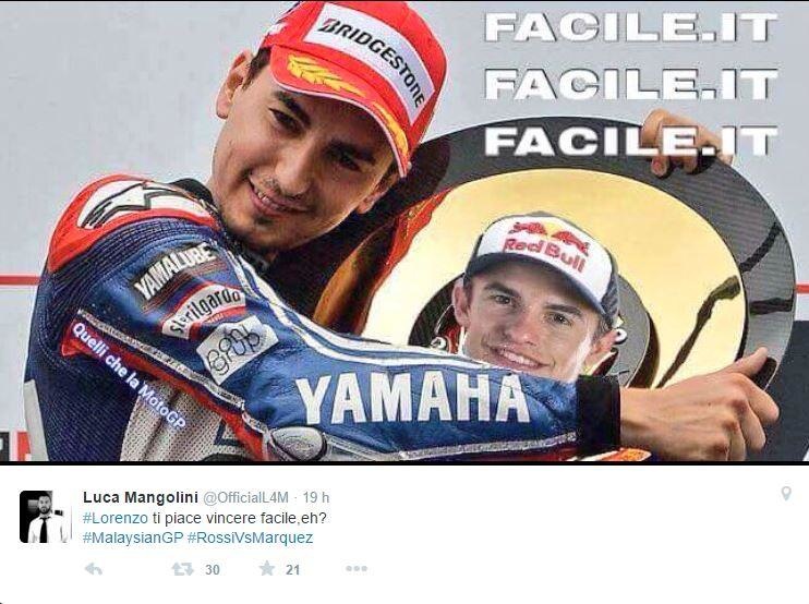Rossi vs. Marquez e Lorenzo: l’ironia del Web contro il “Patto d’Andorra” Rossi vs. Marquez e Lorenzo: l’ironia del Web contro il “Patto d’Andorra”