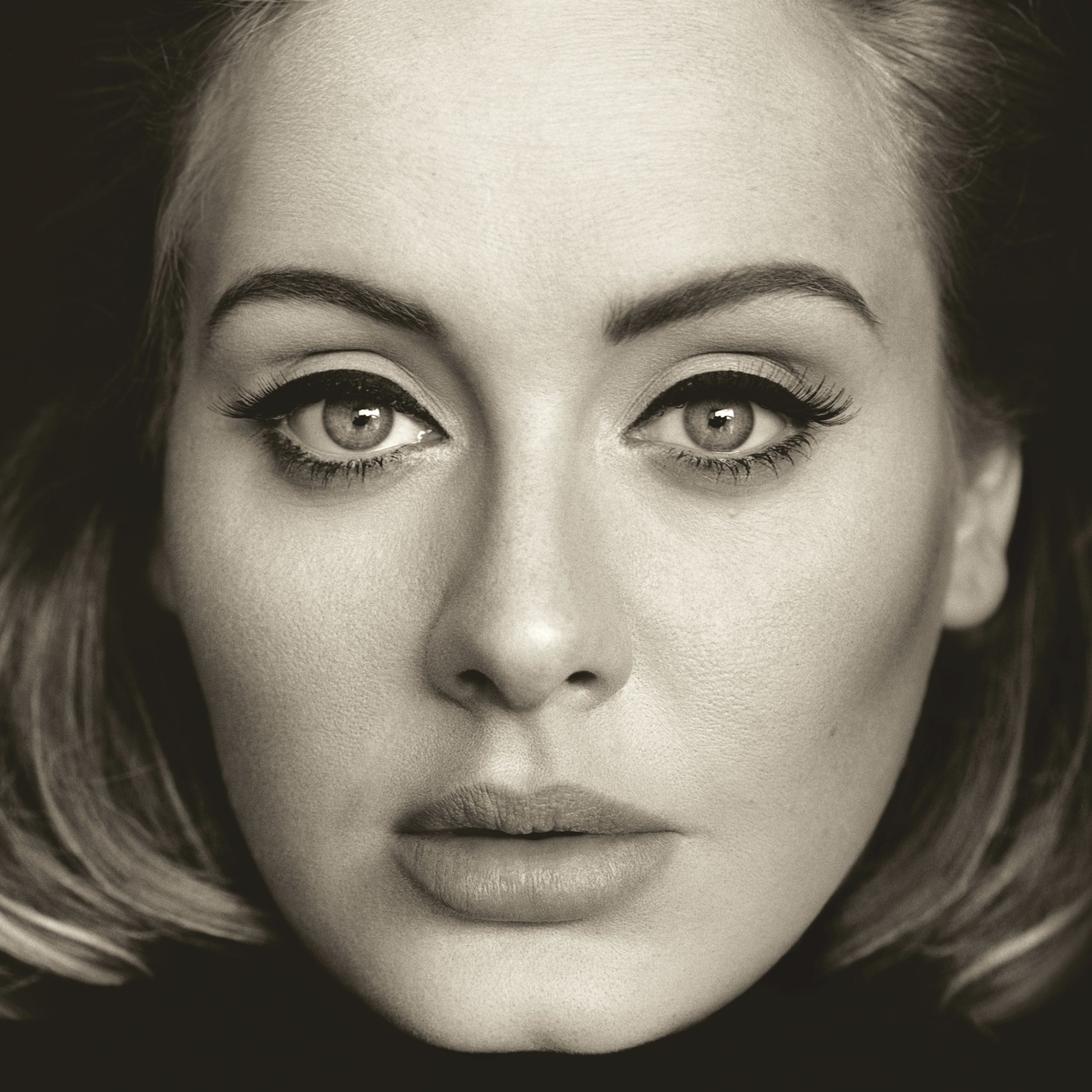 Adele: il ritorno è un trionfo (in classifica e sui social) Adele: il ritorno è un trionfo (in classifica e sui social)