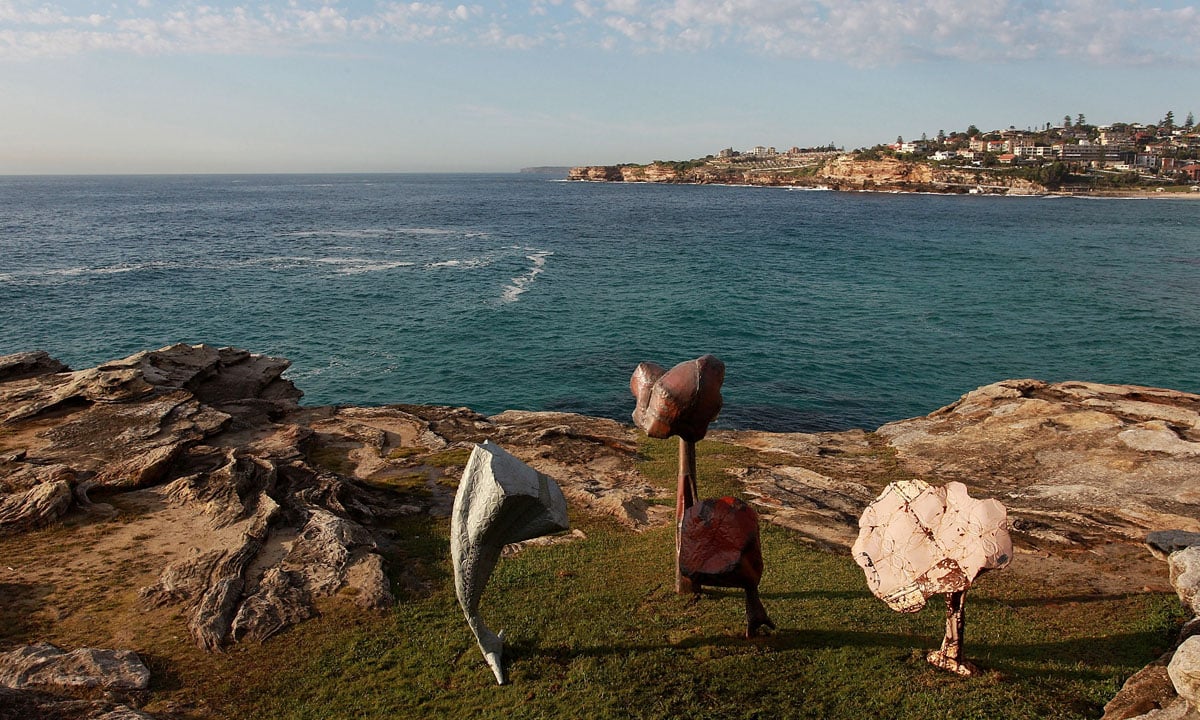 Sculture sulla spiaggia a Sydney