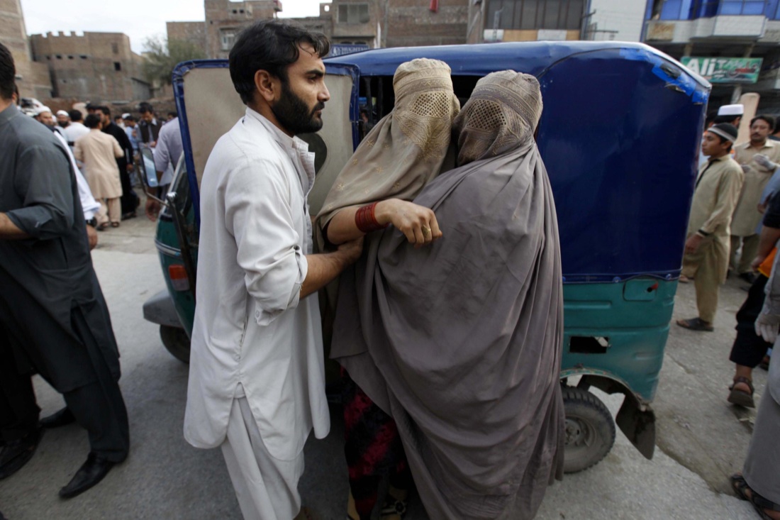 Terremoto tra Afghanistan e Pakistan: 340 morti, 2.100 feriti