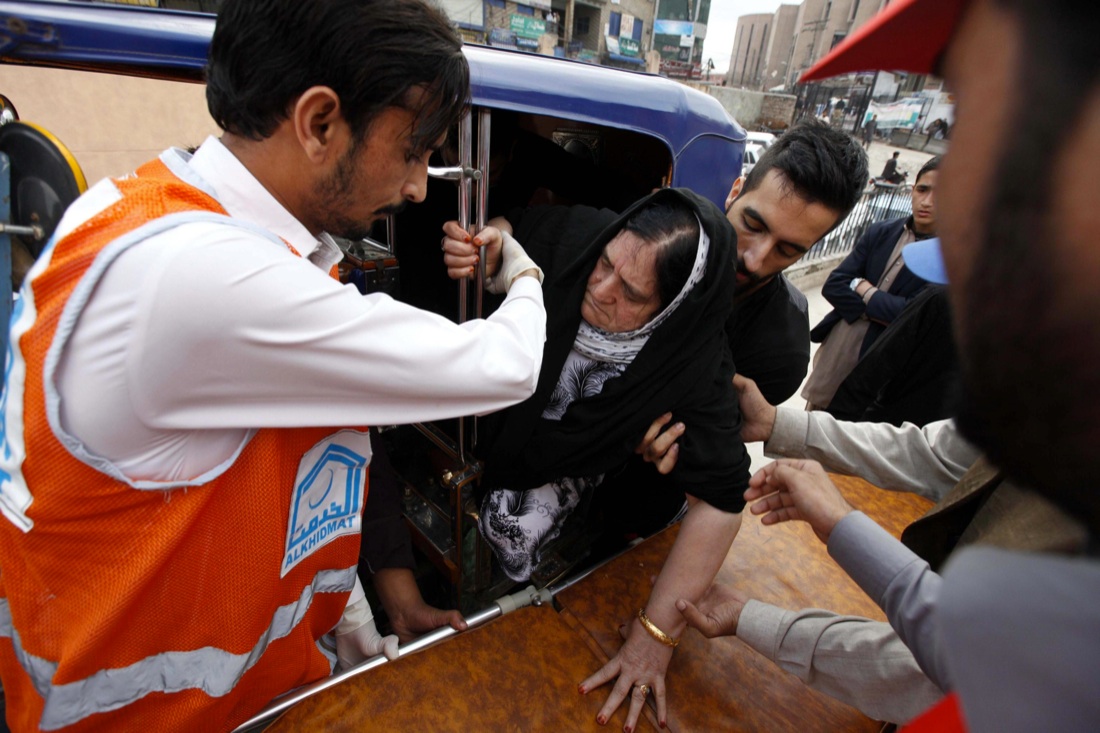 Terremoto tra Afghanistan e Pakistan: 340 morti, 2.100 feriti