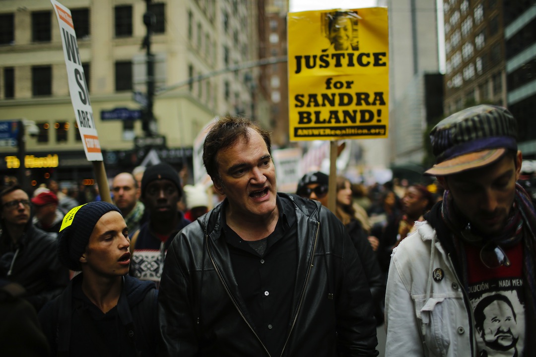 Quentin Tarantino marcia a New York contro la violenza della polizia