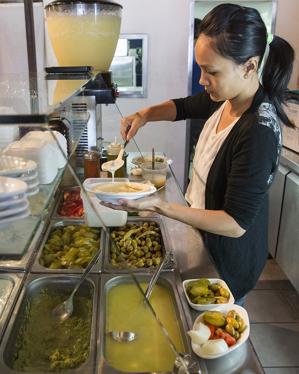 Israele, l’Hummus Bar della pace – Foto