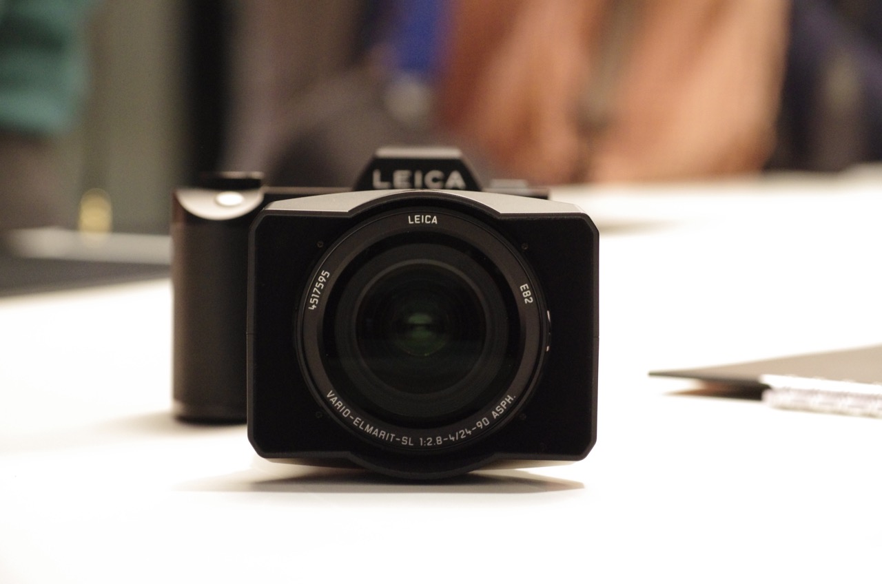 Leica SL, la mirrorless full-frame che sfida le reflex “pro” Leica SL, la mirrorless full-frame che sfida le reflex “pro”