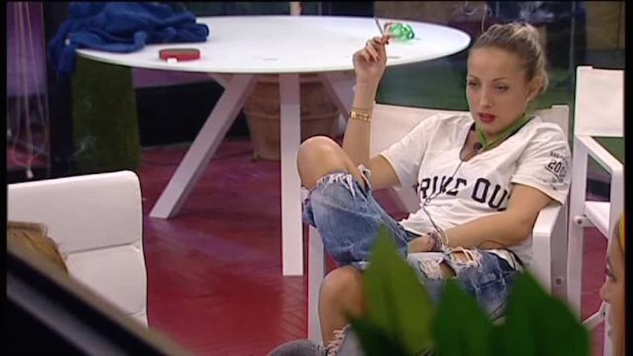 Grande Fratello 14: Lidia gelosa di Alessandro, scontro tra Rebecca e Rossella Grande Fratello 14: Lidia gelosa di Alessandro, scontro tra Rebecca e Rossella