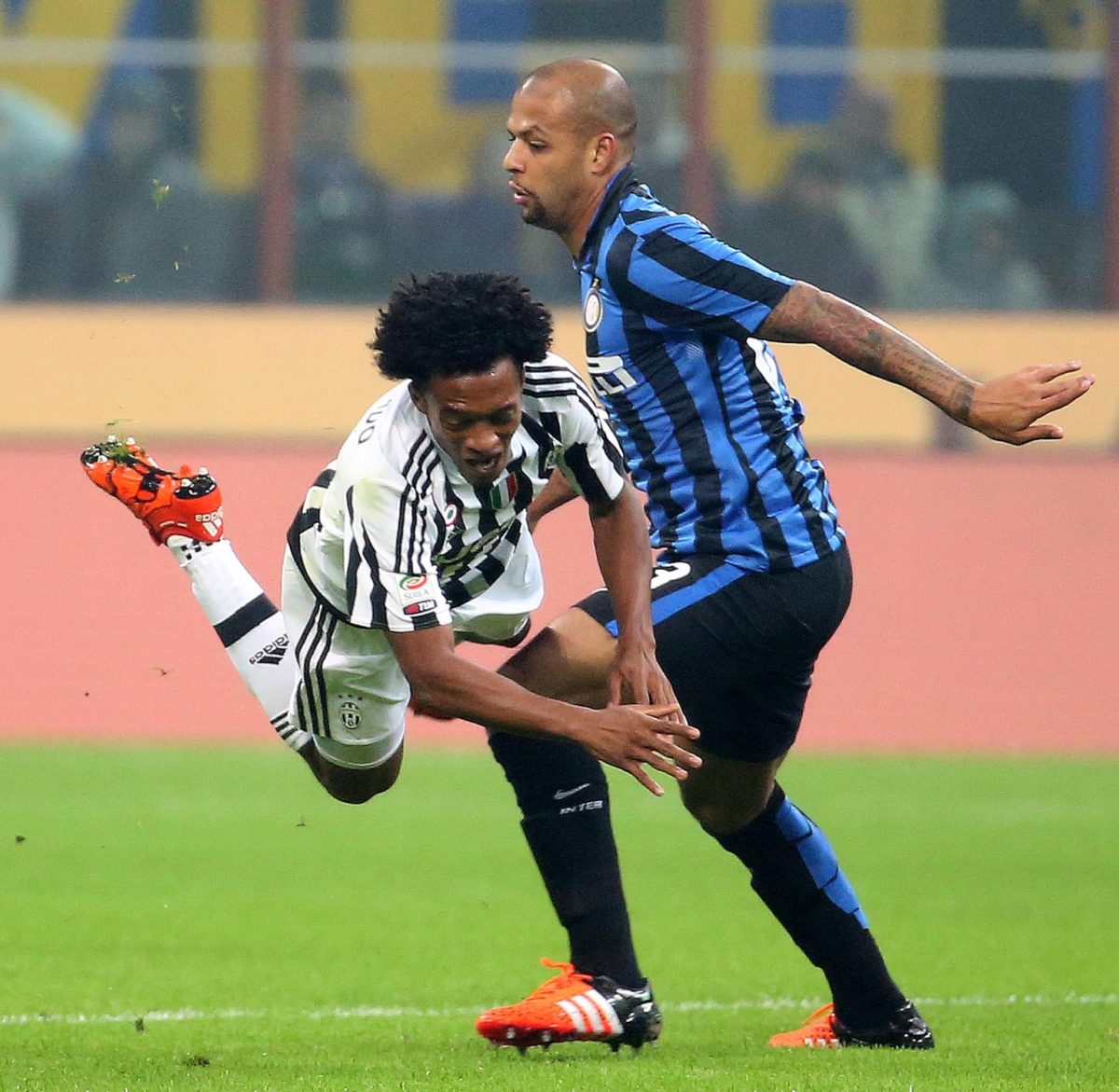 Galleria foto 'Inter – Juventus finisce 0-0, due legni e tanti ammoniti' - foto 2