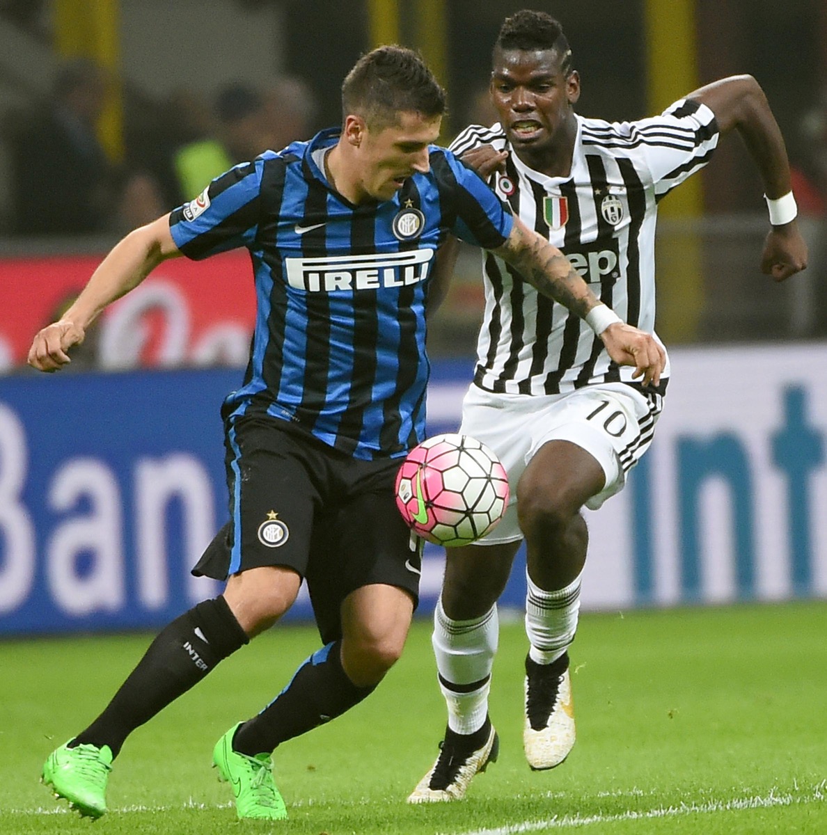 Inter – Juventus finisce 0-0, due legni e tanti ammoniti Inter – Juventus finisce 0-0, due legni e tanti ammoniti