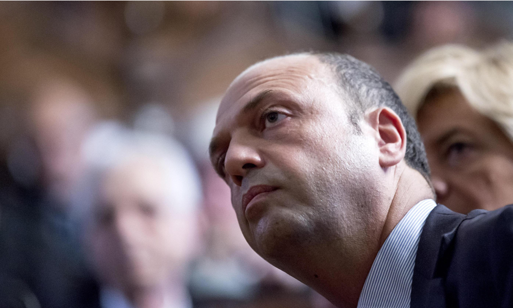 Ncd verso la scissione: cosa rischia Alfano Ncd verso la scissione: cosa rischia Alfano