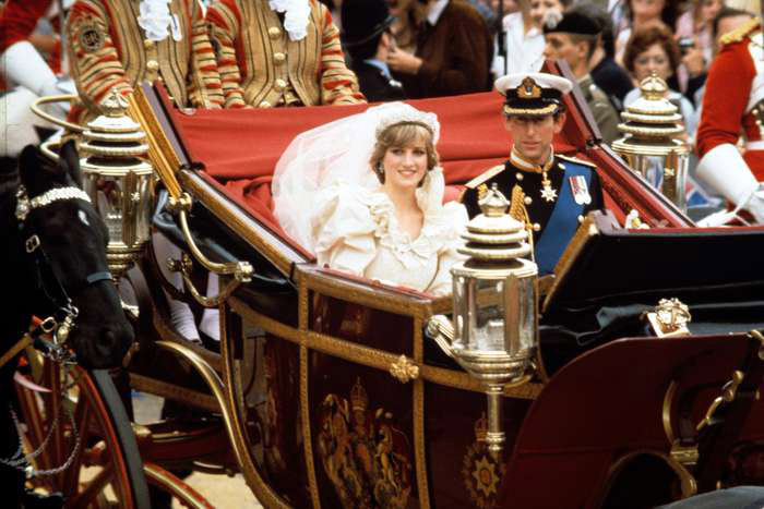 Lady Diana, all’asta una ciocca di capelli