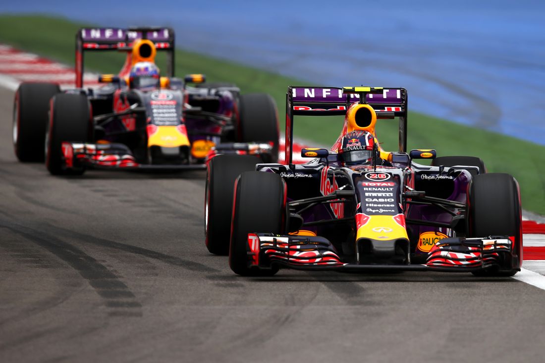 Gp Russia: Hamilton senza rivali, Ferrari sul podio con Vettel (2°)