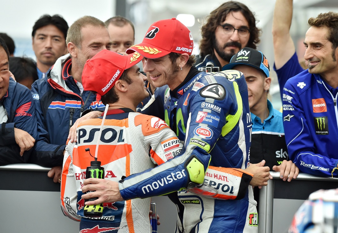 Gp Giappone: Lorenzo si sgonfia, Pedrosa vince e Rossi è 2° Gp Giappone: Lorenzo si sgonfia, Pedrosa vince e Rossi è 2°