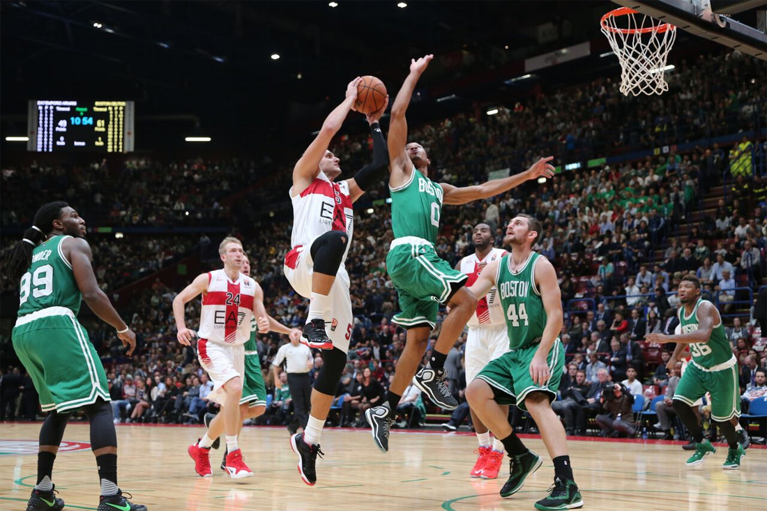 EA7 Milano: dura sconfitta con Boston, ma la testa è al Campionato EA7 Milano: dura sconfitta con Boston, ma la testa è al Campionato