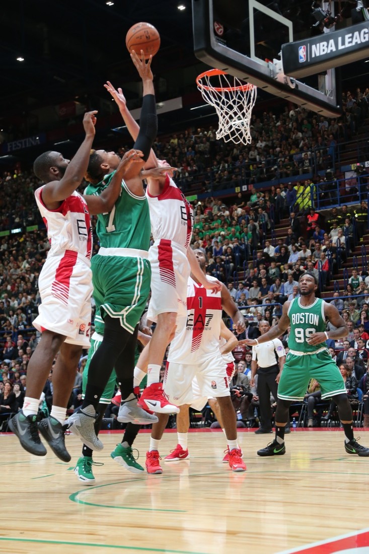 EA7 Milano: dura sconfitta con Boston, ma la testa è al Campionato EA7 Milano: dura sconfitta con Boston, ma la testa è al Campionato