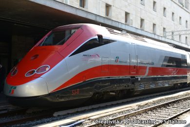 Donna Moderna e Starbene salgono sul Frecciarosa per prevenire il cancro al seno