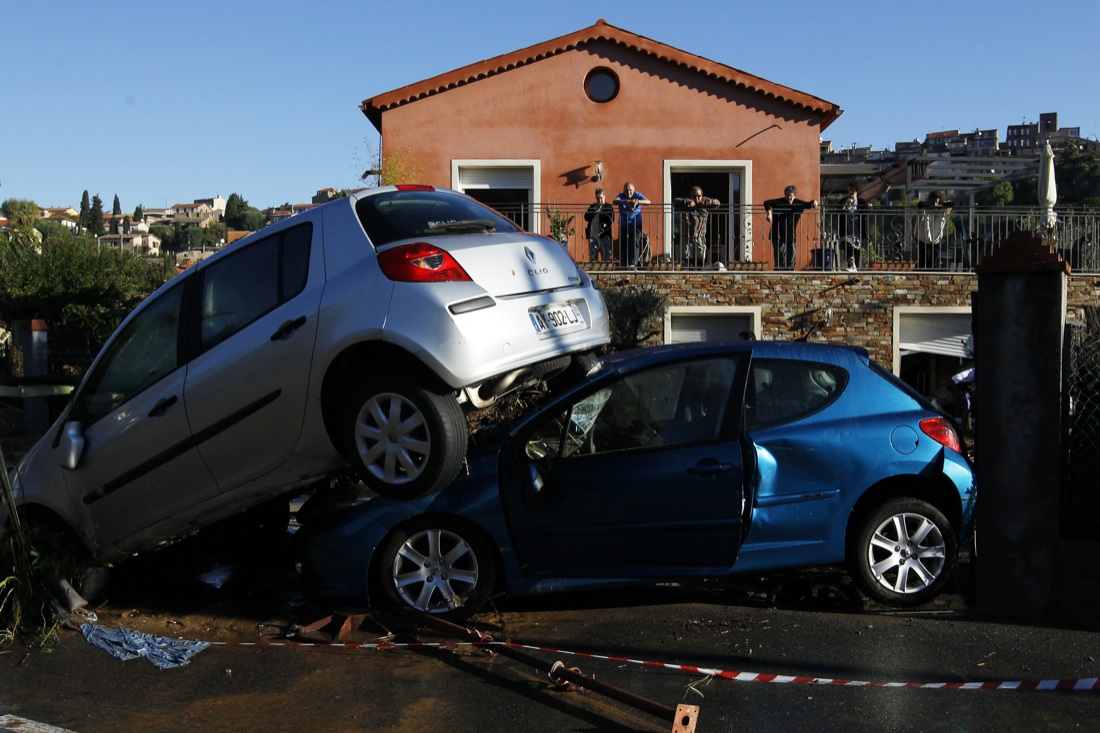 Tempesta in Costa Azzurra: tra i 19 morti anche un uomo italiano – FOTO e VIDEO Tempesta in Costa Azzurra: tra i 19 morti anche un uomo italiano – FOTO e VIDEO