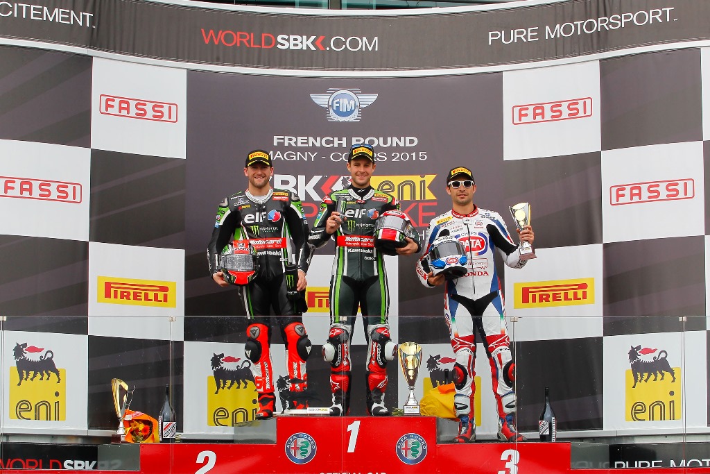 Sbk, round 12: Rea il cannibale trionfa a Magny-Cours Sbk, round 12: Rea il cannibale trionfa a Magny-Cours