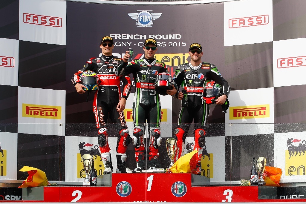 Sbk, round 12: Rea il cannibale trionfa a Magny-Cours Sbk, round 12: Rea il cannibale trionfa a Magny-Cours
