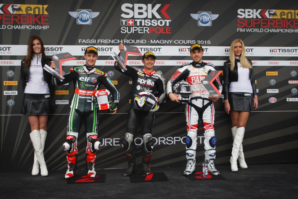 Sbk, round 12: Rea il cannibale trionfa a Magny-Cours Sbk, round 12: Rea il cannibale trionfa a Magny-Cours
