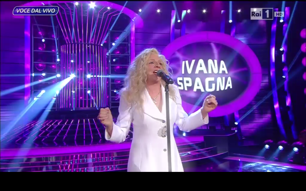 Galleria foto 'Tale e Quale Show 5: Francesco Cicchella è Stash – Le pagelle' - foto 2