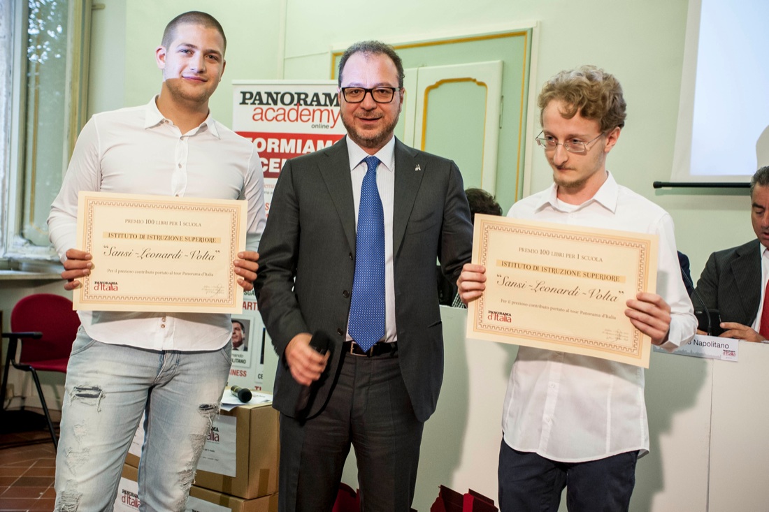 400 libri a 2 scuole di Spoleto 400 libri a 2 scuole di Spoleto