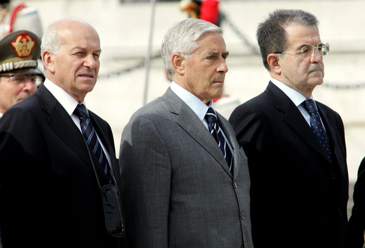 Galleria foto 'Bersani e le strane alleanze del Pd' - foto 3