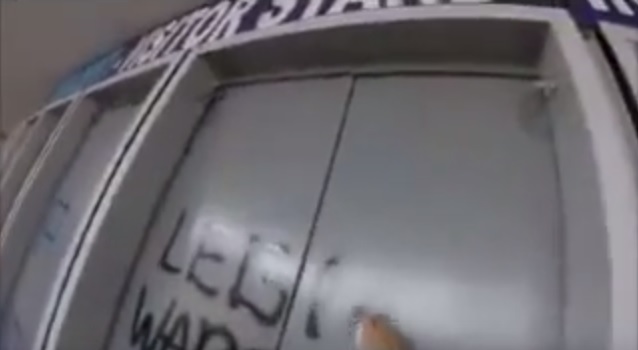 Il San Paolo? Un colabrodo. Raid degli ultras del Legia Varsavia Il San Paolo? Un colabrodo. Raid degli ultras del Legia Varsavia