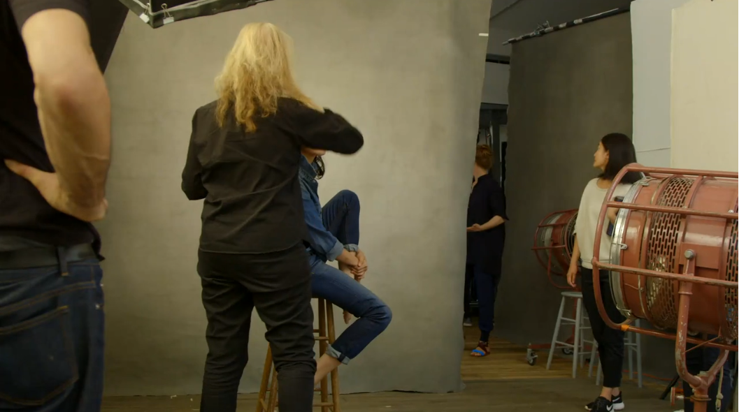 Il calendario Pirelli 2016 si veste dei successi delle donne