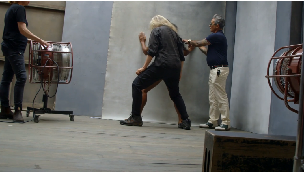 Il calendario Pirelli 2016 si veste dei successi delle donne