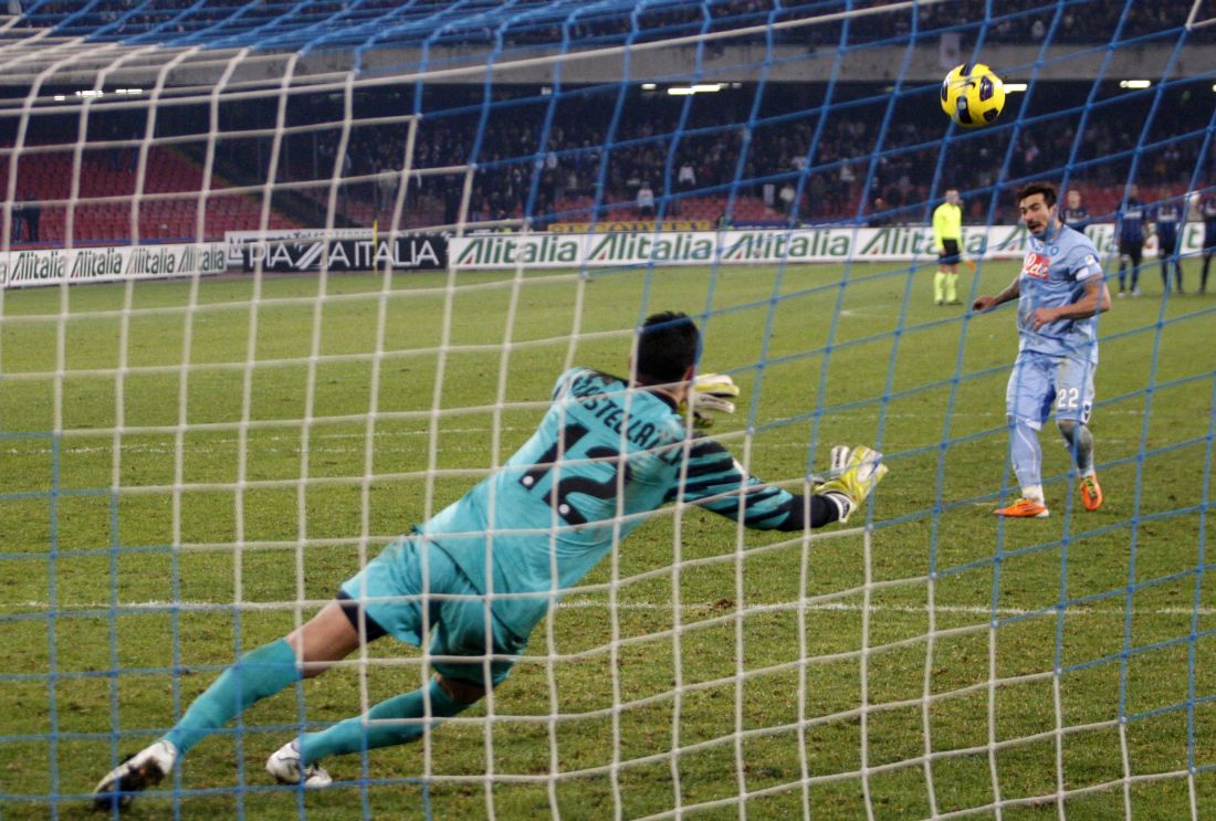 Napoli-Inter, le sfide più emozionanti degli ultimi 15 anni Napoli-Inter, le sfide più emozionanti degli ultimi 15 anni