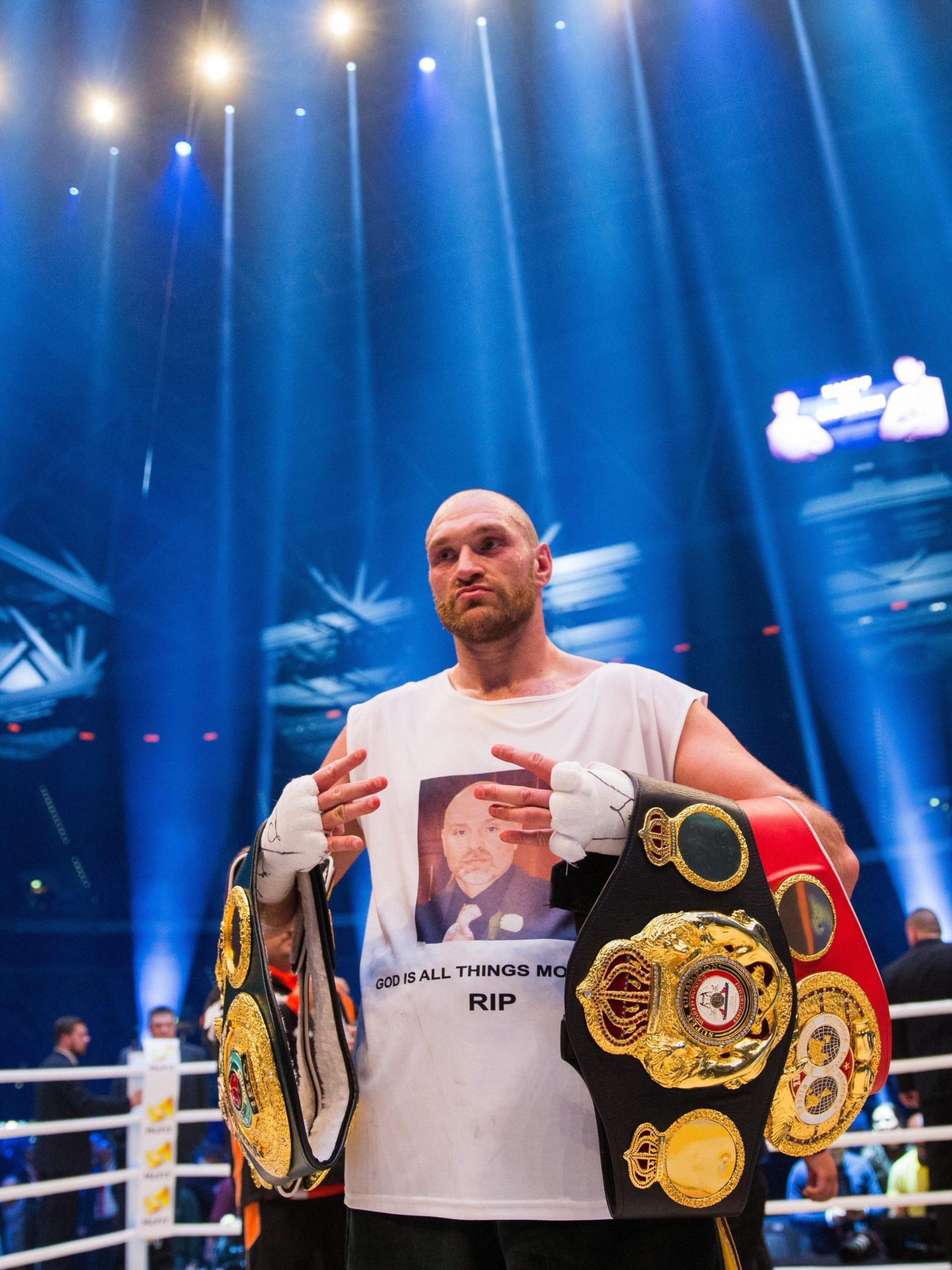 Chi è Tyson Fury, il nuovo campione del mondo dei pesi massimi Chi è Tyson Fury, il nuovo campione del mondo dei pesi massimi