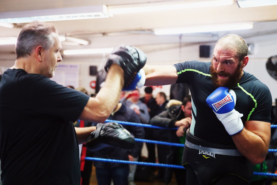 Chi è Tyson Fury, il nuovo campione del mondo dei pesi massimi Chi è Tyson Fury, il nuovo campione del mondo dei pesi massimi