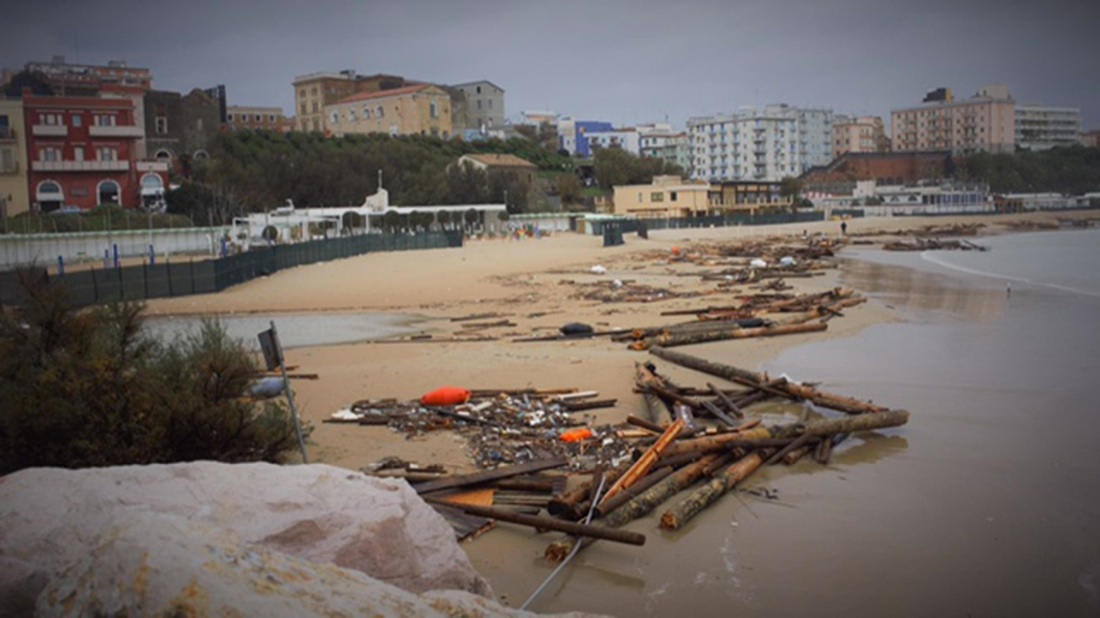 Maltempo, il Molise paralizzato da neve e pioggia – Foto