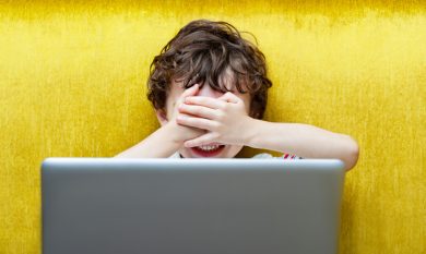 Cari genitori, ecco cosa rischiano i vostri figli in Rete