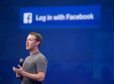 Facebook: 4 mesi di congedo a tutti i neo-genitori