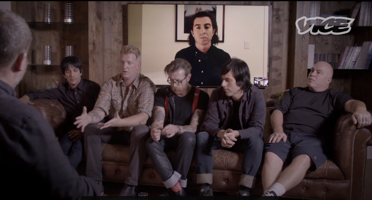 Galleria foto 'Strage di Parigi: la verità degli Eagles of Death Metal – Video' - foto 4