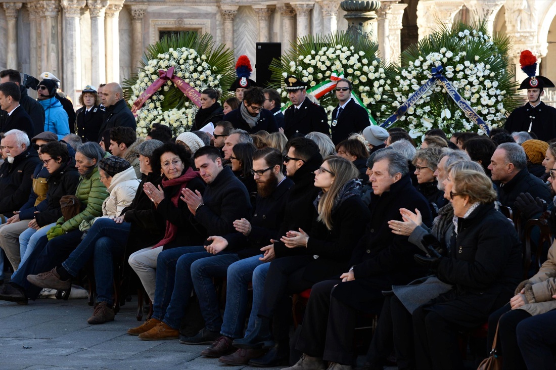 I funerali di Valeria, morta nelle stragi di Parigi – Foto