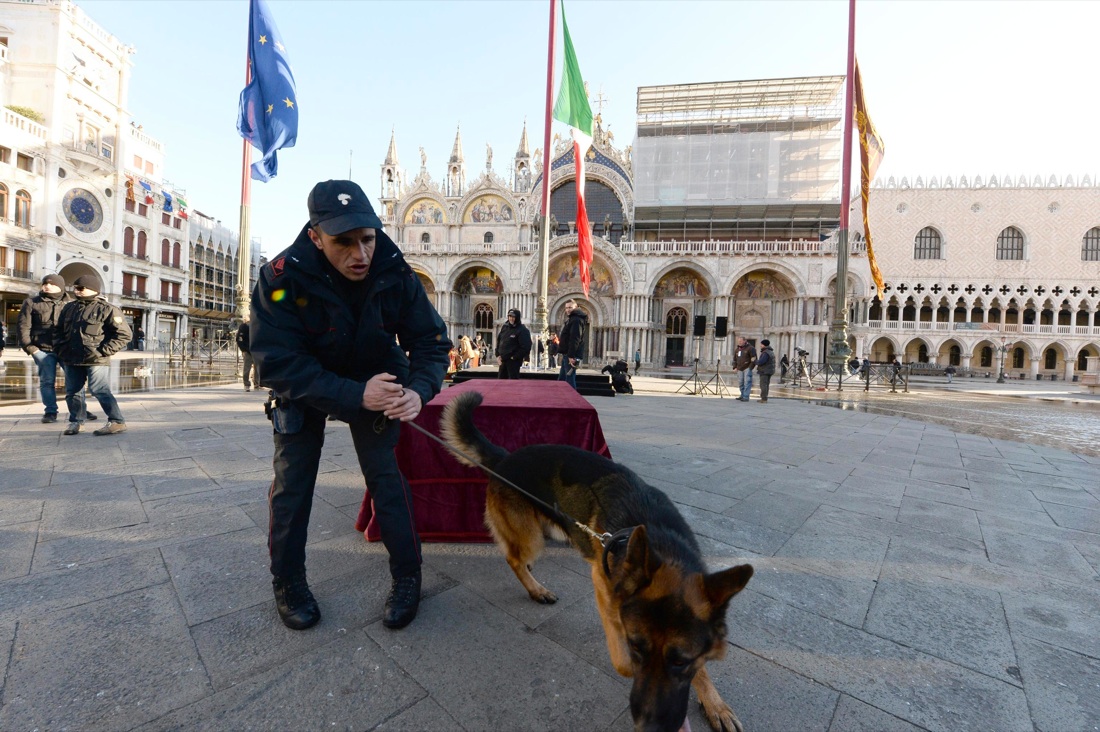 I funerali di Valeria, morta nelle stragi di Parigi – Foto