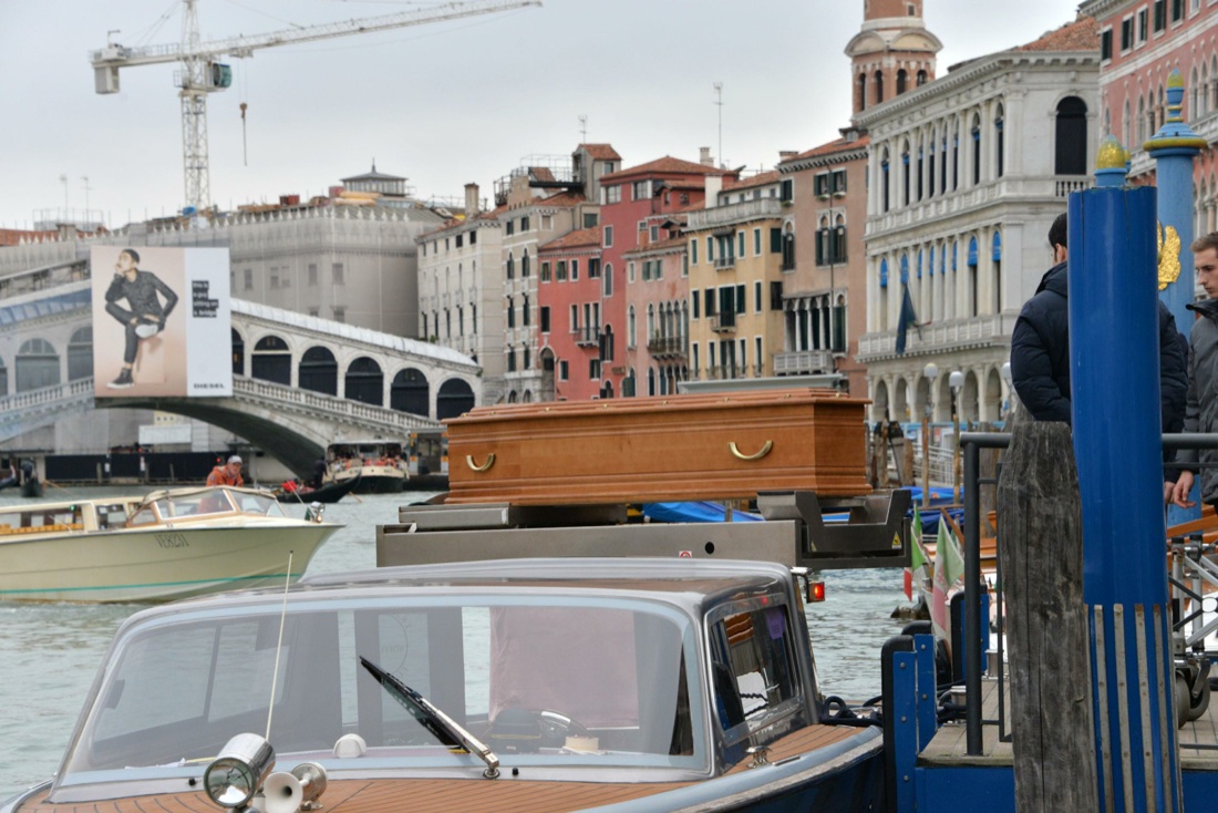I funerali di Valeria, morta nelle stragi di Parigi – Foto