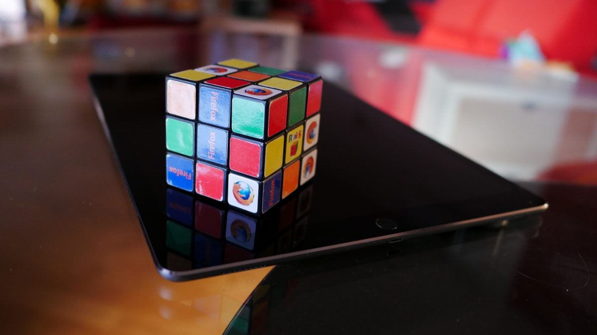 Galleria foto 'Quanto è grande l’iPad Pro? La risposta in 12 foto' - foto 7