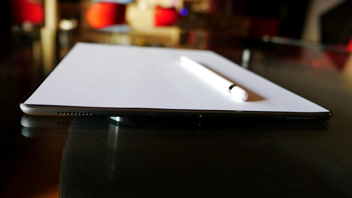 Galleria foto 'Quanto è grande l’iPad Pro? La risposta in 12 foto' - foto 5