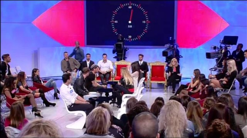 Uomini e Donne: sul trono arrivano Rossella e Ludovica