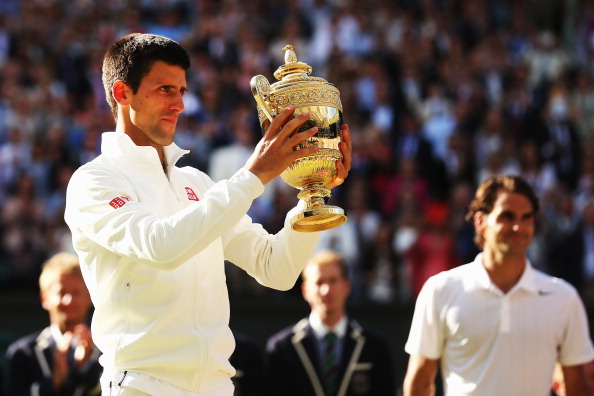 Tennis Masters: Djokovic trionfa su Federer e alza l’11° trofeo del 2015 Tennis Masters: Djokovic trionfa su Federer e alza l’11° trofeo del 2015