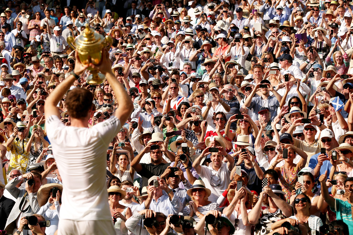 Tennis Masters: Djokovic trionfa su Federer e alza l’11° trofeo del 2015 Tennis Masters: Djokovic trionfa su Federer e alza l’11° trofeo del 2015