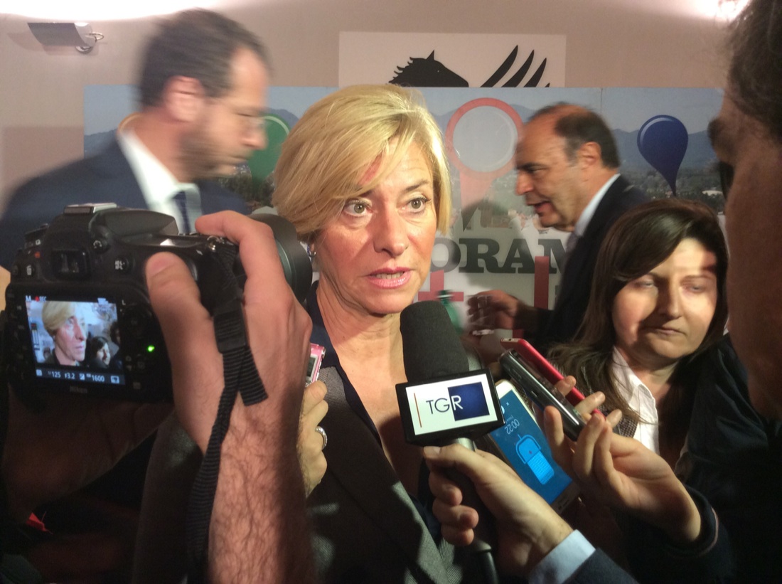 Il Ministro Pinotti: “Il Governo è unito sulla strategia contro l’Isis”