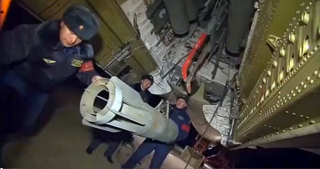 Siria, Mosca prepara la successione di Assad. E c’è già un candidato Siria, Mosca prepara la successione di Assad. E c’è già un candidato