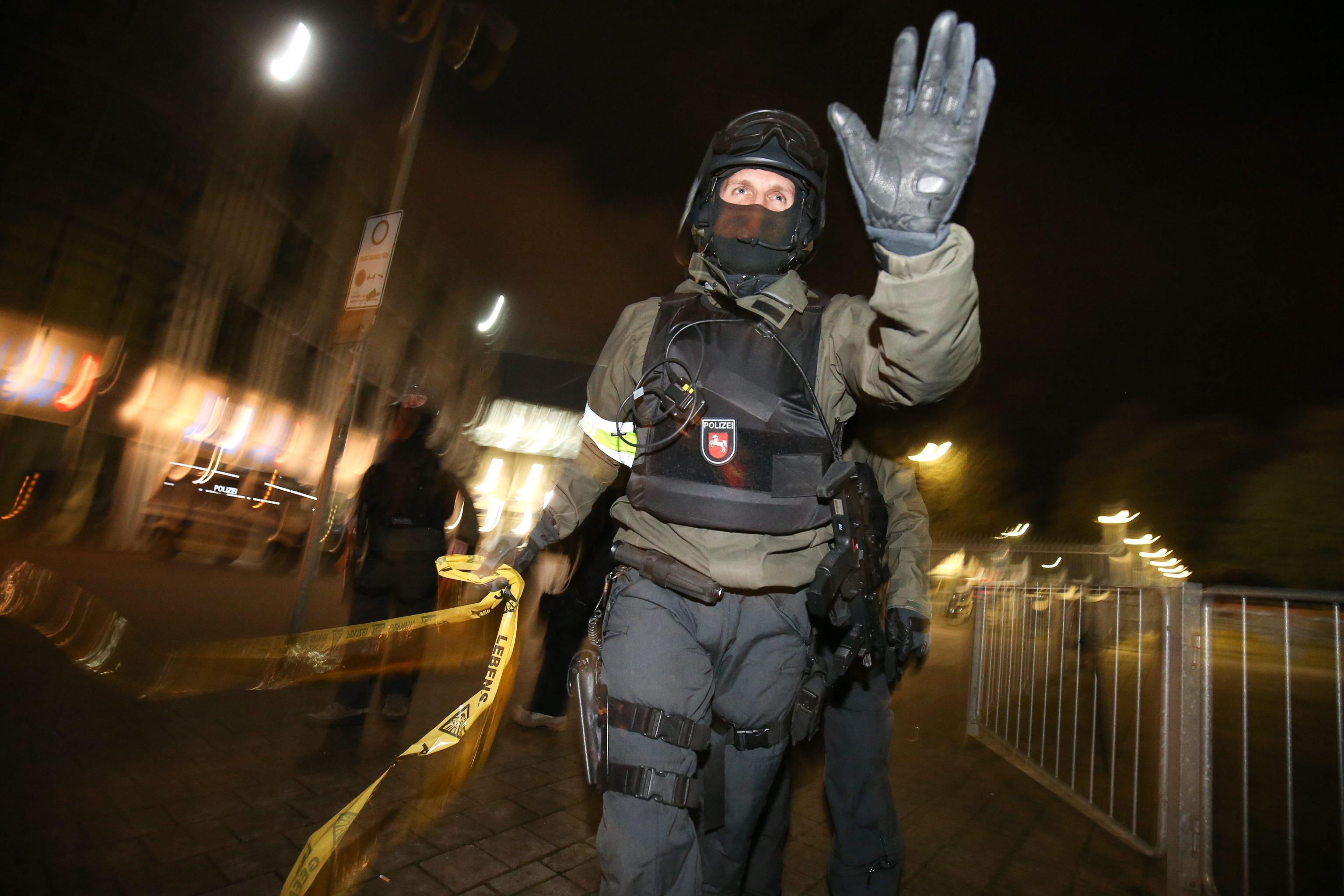 Negli stadi d’Europa il calcio riparte tra eccezionali misure di sicurezza Negli stadi d’Europa il calcio riparte tra eccezionali misure di sicurezza