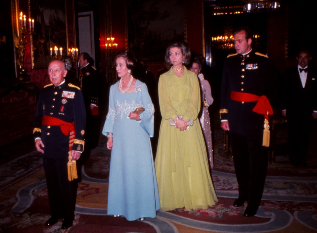 Francisco Franco: 40 anni fa la morte dell’assassino della Repubblica Francisco Franco: 40 anni fa la morte dell’assassino della Repubblica